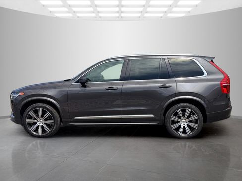 Used 2023 Volvo XC90 B6 Ultimate AWD/4WD image 8