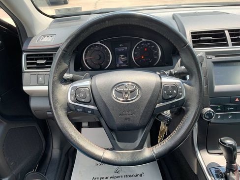 Used 2017 Toyota Camry SE FWD image 25