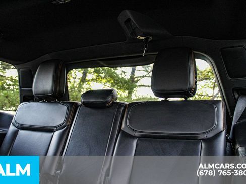 Used 2025 Ford Expedition Tremor AWD/4WD image 19