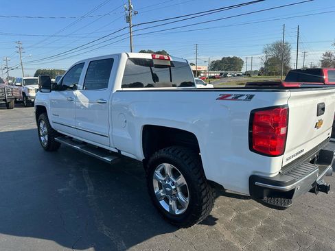 Used 2018 Chevrolet Silverado 2500 LTZ w/ Duramax Plus Package image 8