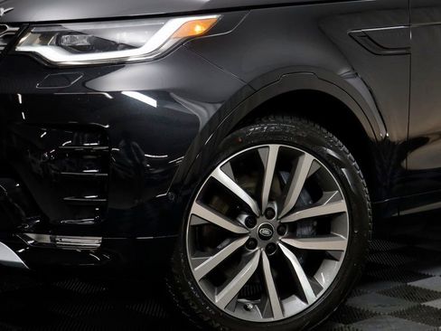 New 2026 Land Rover Discovery Limited Edition AWD/4WD image 4