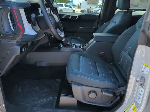 New 2026 Ford Bronco Heritage Edition AWD/4WD image 8
