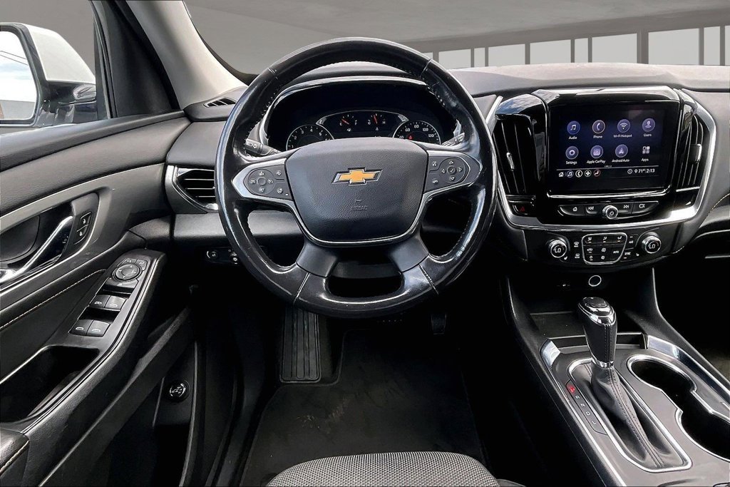 Used 2020 Chevrolet Traverse LT w/ Driver Confidence II Package AWD/4WD image 5