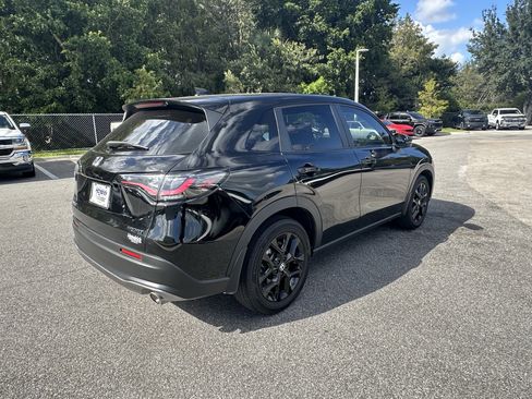 Used 2024 Honda HR-V Sport image 8