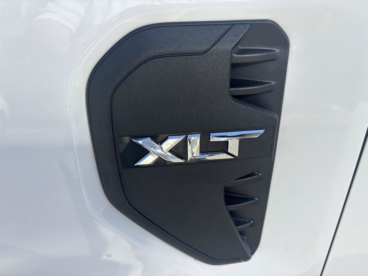 Used 2025 Ford Ranger XLT w/ FX4 Off-Road Package AWD/4WD image 9