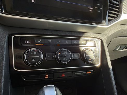 Used 2023 Volkswagen Atlas SEL R-Line image 14