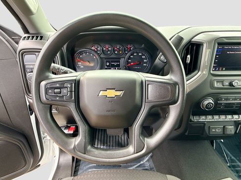 Used 2022 Chevrolet Silverado 1500 Custom image 38