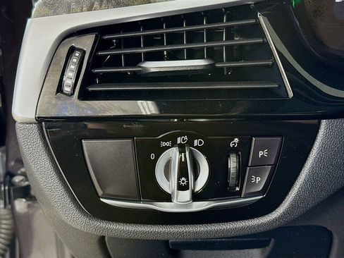 Used 2023 BMW 530i xDrive w/ Convenience Package image 12