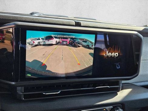 Used 2026 Jeep Wrangler Unlimited Sport AWD/4WD image 18