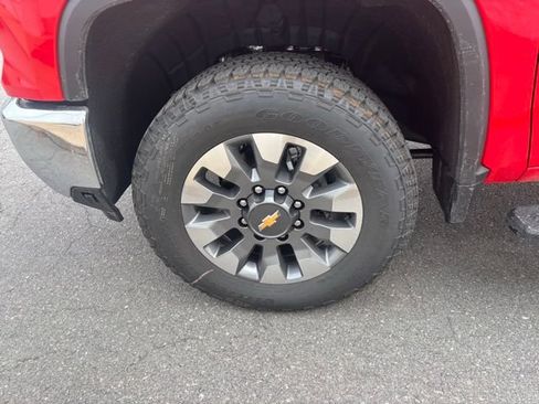 New 2026 Chevrolet Silverado 2500 LT w/ Safety Package AWD/4WD image 9