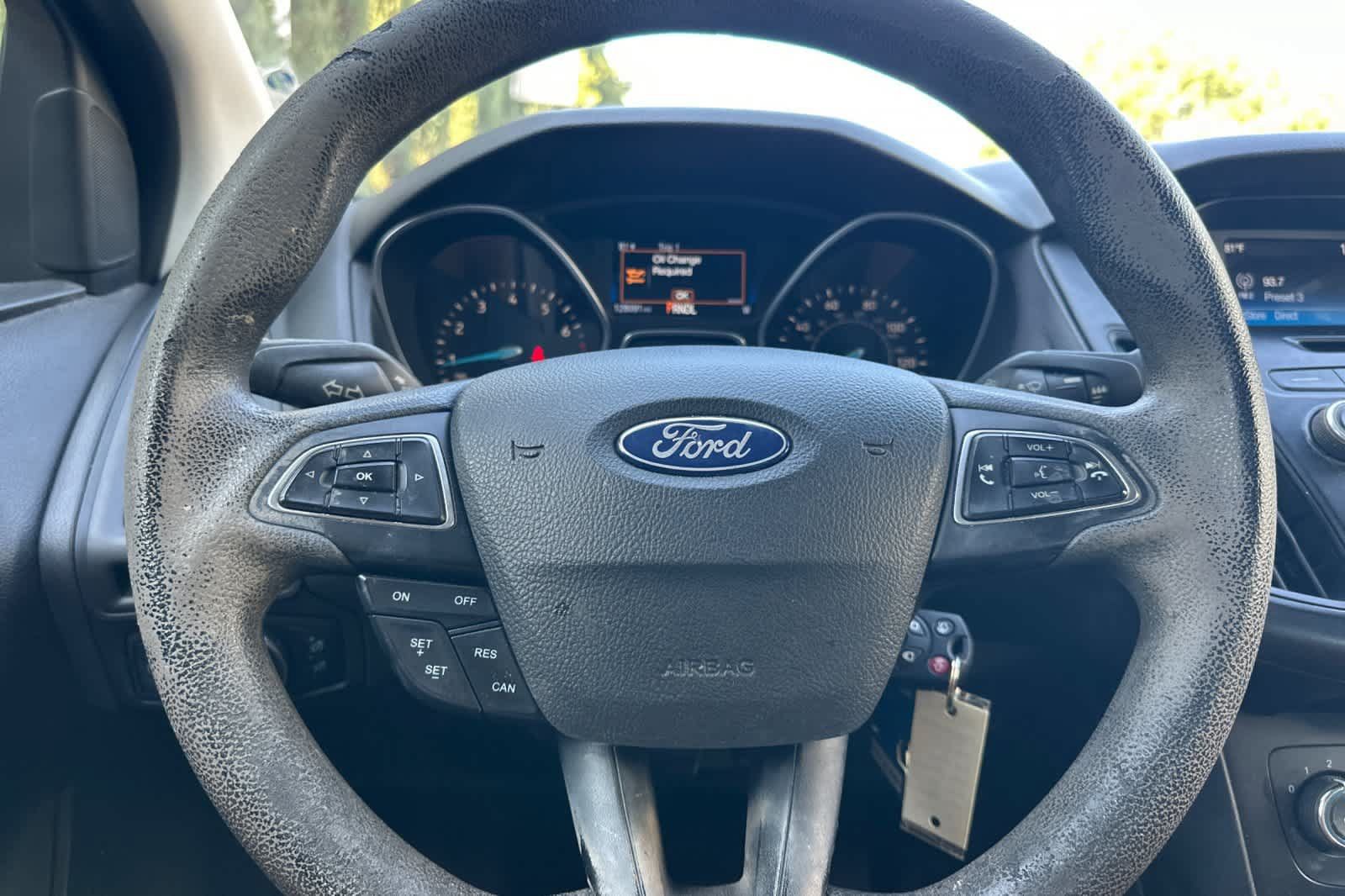 Used 2017 Ford Focus SE FWD image 23