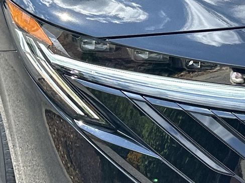 New 2026 Nissan Sentra SV w/ SV Convenience Package FWD image 10
