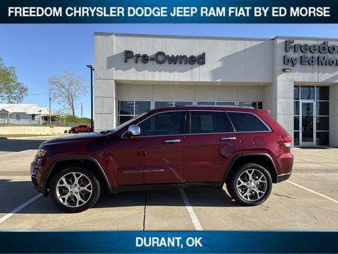 Used 2022 Jeep Grand Cherokee Limited w/ Trailer Tow Group IV image 2