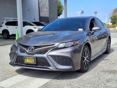 Used 2023 Toyota Camry SE w/ Convenience Package FWD image 30