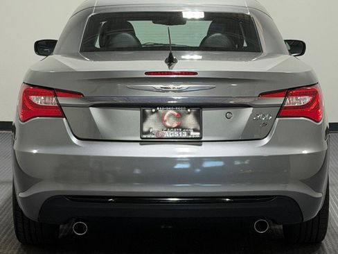 Used 2011 Chrysler 200 S FWD image 6