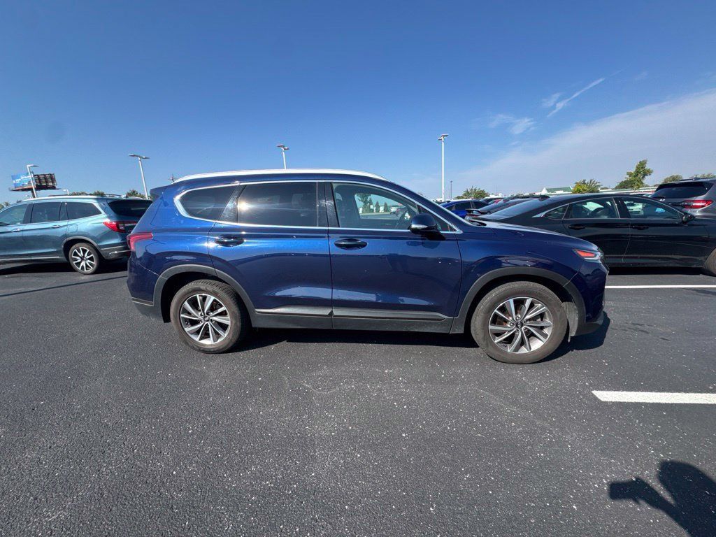Used 2020 Hyundai Santa Fe Limited FWD image 4
