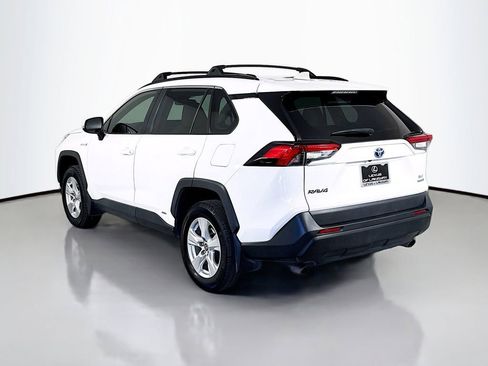 Used 2021 Toyota RAV4 XLE w/ Convenience Package image 7