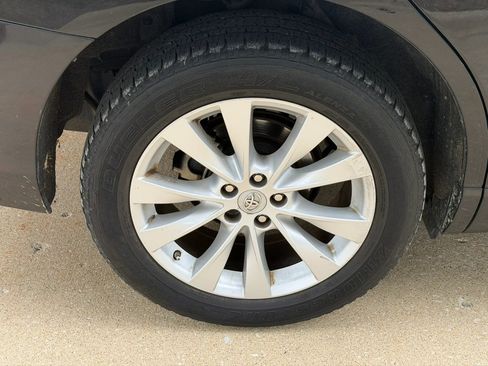 Used 2013 Toyota Venza LE AWD/4WD image 11