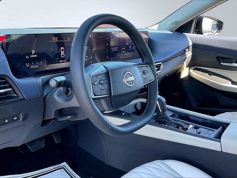 New 2026 Nissan Sentra SL w/ Floor Mat Package FWD image 7