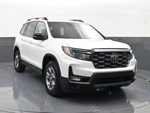 Used 2022 Honda Passport TrailSport image 7