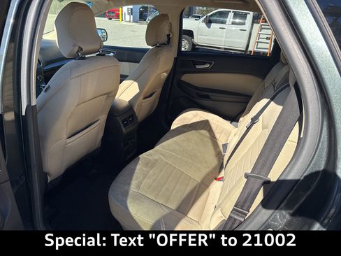 Used 2015 Ford Edge SE image 7