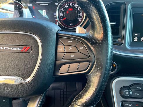 Used 2020 Dodge Challenger R/T image 19