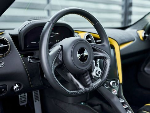 Used 2021 McLaren 720S image 42