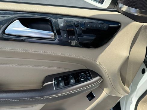 Used 2015 Mercedes-Benz ML 400 4MATIC image 11