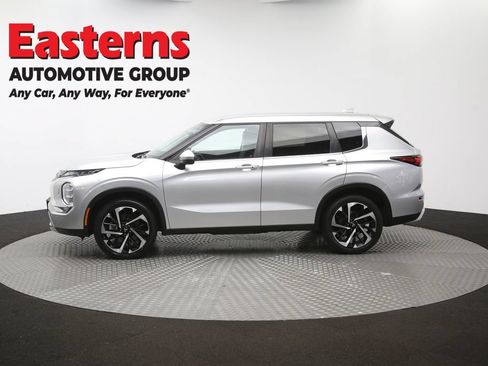 Used 2024 Mitsubishi Outlander SE AWD/4WD image 60