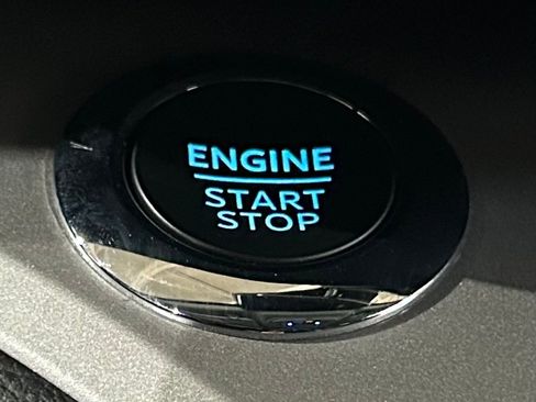 Used 2023 Ford Explorer XLT w/ Equipment Group 202A image 74