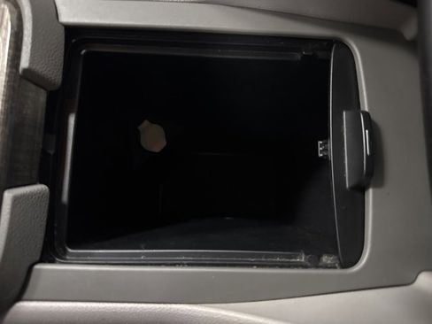 Used 2017 GMC Acadia Limited SLT image 35