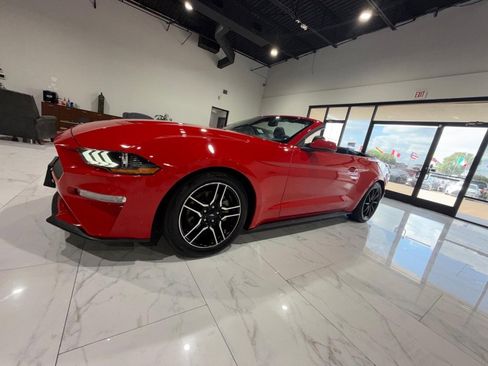 Used 2020 Ford Mustang Premium image 27