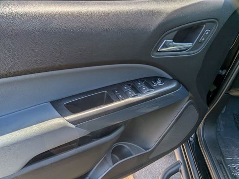 Used 2019 Chevrolet Colorado Z71 image 8