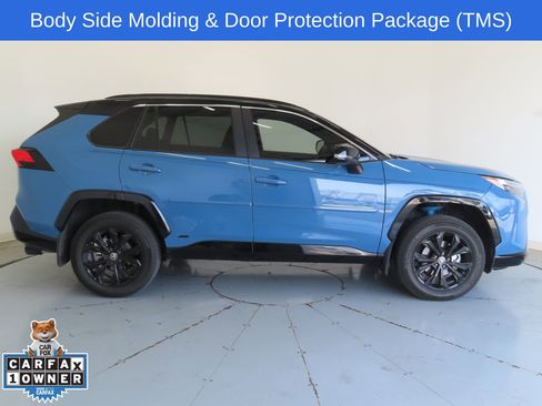 Used 2025 Toyota RAV4 XSE image 2