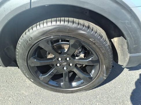 Certified 2024 Ford Explorer ST-Line w/ Class IV Trailer Tow Package image 8