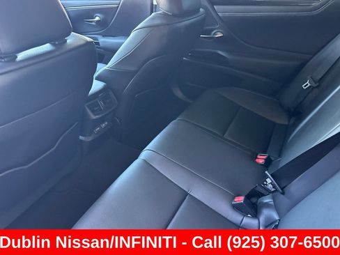 Used 2024 Lexus ES 350 w/ Accessory Package (Z2) FWD image 15
