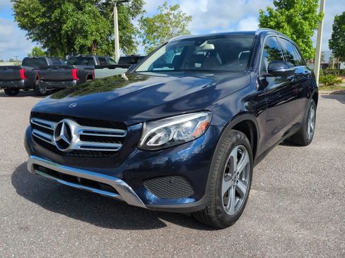 Used 2019 Mercedes-Benz GLC 300 image 2