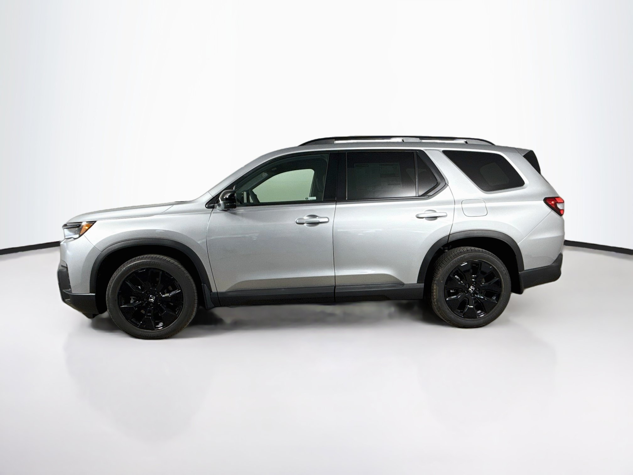 New 2026 Honda Pilot Black Edition image 7