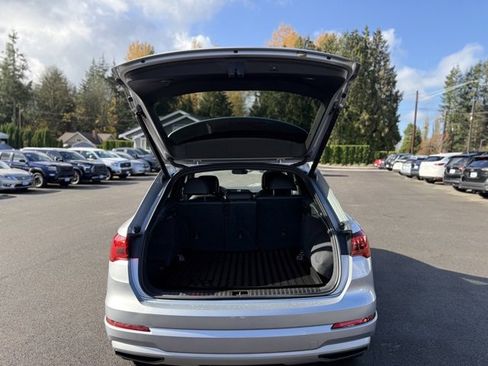 Used 2019 Audi Q3 2.0T Premium image 29