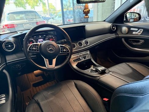 Used 2019 Mercedes-Benz E 300 image 11