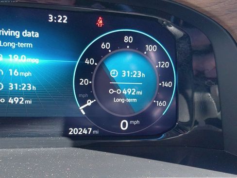 Used 2025 Volkswagen Atlas SE image 11