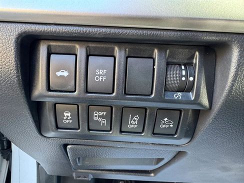 Used 2016 Subaru Legacy 3.6R Limited AWD/4WD image 21