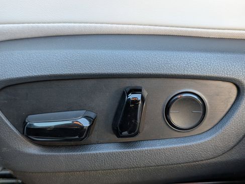 Used 2023 Lexus RX 350 Premium w/ Accessory Package image 21