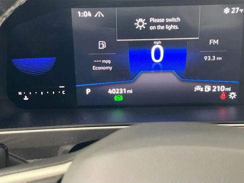 Used 2023 Volkswagen Tiguan S image 12