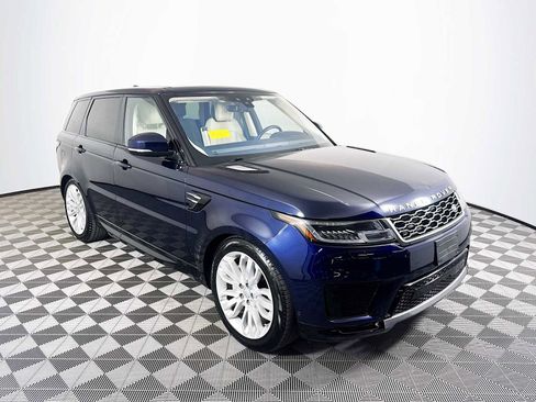 Used 2020 Land Rover Range Rover Sport HSE image 3