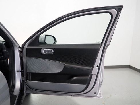 Used 2025 Hyundai Ioniq 6 SE RWD image 51