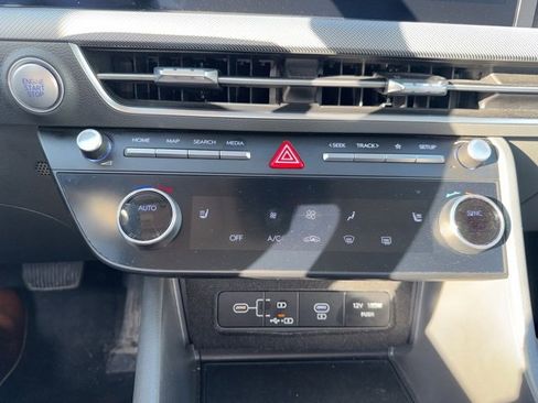 Used 2025 Hyundai Sonata SEL image 37