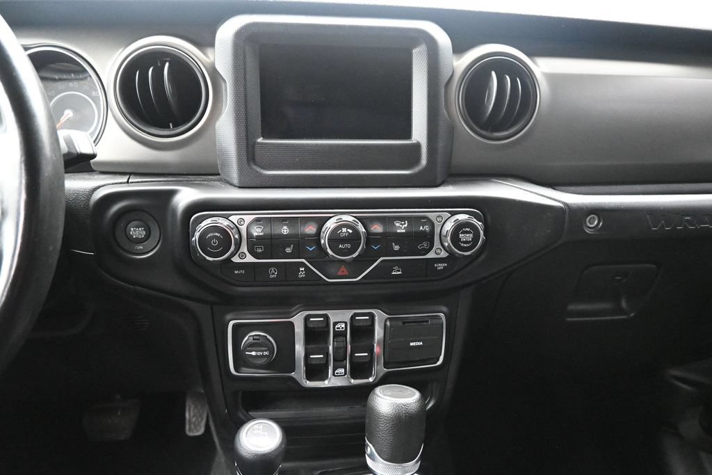 Used 2022 Jeep Wrangler Unlimited Sport AWD/4WD image 5