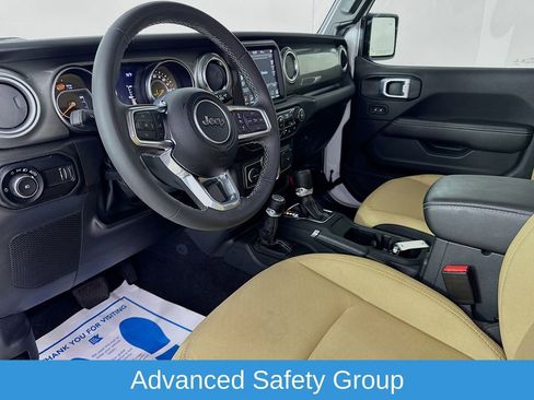 Used 2023 Jeep Wrangler Sahara w/ LED Lighting Group AWD/4WD image 11
