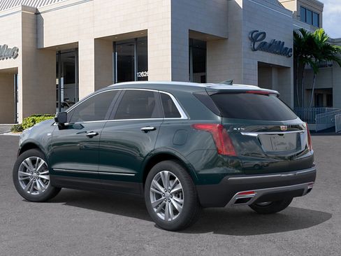 New 2026 Cadillac XT5 Premium Luxury image 3
